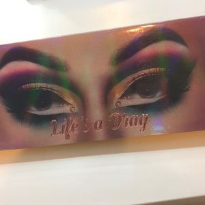 Life’s a Drag Palette